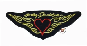 PARCHE CHALECO HARLEY DAVIDSON CORAZÓN EN LLAMAS ** DISEÑO OBSOLETO ** PEQUEÑO  - Imagen 1 de 4