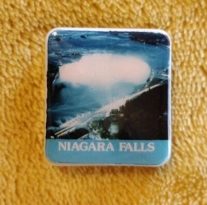 Niagara Falls Canada 1990 Nickel Resin Souvenir - Picture 1 of 8