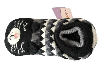 Women's Joyspun Knit Cat Critter Sweater Knit Slipper Socks, 1-Pack, Size 4-10* - Image 1 of 4