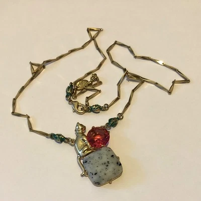 Les Nereides Egyptian ancient cat pendant necklace - Image 1 of 4