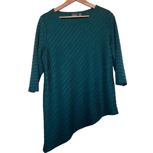 Chico’s Travelers Collection Women’s Sz 2(L) Green Asymmetrical 3/4 Sleeve Top - Picture 1 of 5