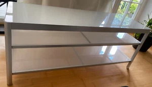Ikea TV Bank Gettorp weiß / Aluminium / Milchglas (120 x 40 cm) - Bild 1 von 3