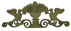 Antigua urna rústica de flores de hierro fundido pájaros hogar jardín puerta puerta topper frontón - Imagen 1 de 6