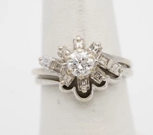 Stunning Diamond And White Gold Ring Set. Size 7. Stunning Color ! - Picture 1 of 13