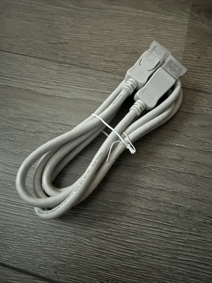 BizLink DisplayPort Kabel E164571-KS, 1,8 M, Hellgrau - Bild 1 von 1