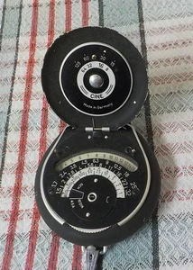 Vintage BERTRAM CHROLON LIGHT METER GERMANY Original Box & Papers -MINT+ - Picture 1 of 6
