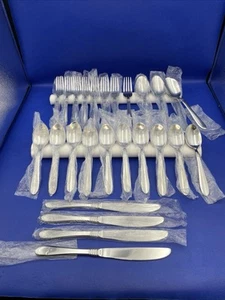 Oneida Banberry Stainless Flatware Silverware 26 Pcs NEW Replacement - Picture 1 of 8