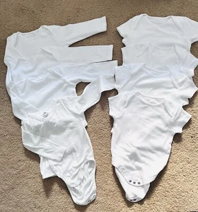 Baby Bundle. 9 Months Bodysuit- Babygrow - Vests- 8 Items- Excellent Condition. - Picture 1 of 4