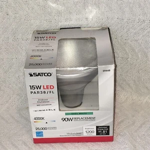 15 Watt PAR38 LED 40 Degree Beam Angle Medium Base 120V SATCO-S9448 New In Box - Picture 1 of 11