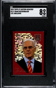 FRANZ BECKENBAUER #111 2025 TOPPS FC BAYERN MÜNCHEN 125 JAHRE STICKER SGC 8 - Bild 1 von 2