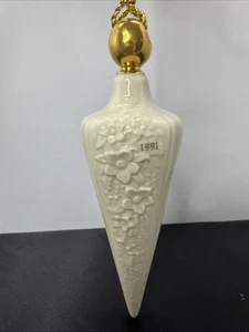 Lenox 1991 Annual Ornament Spire Bone China - EUC - Picture 1 of 7