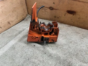 STIHL 015 AV CHAINSAW CRANKCASE - Picture 1 of 7
