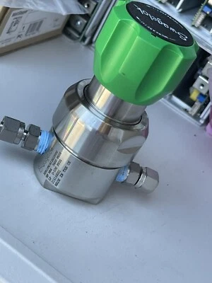 Swagelok KPR1FRA412A20000 HP Max 3600 PSIG  LP 0-100 PSIG  - Image 1 of 4