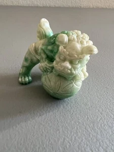 Chinese Foo Dog Asian Feng Shui Green White Resin 2” Tall - Picture 1 of 2