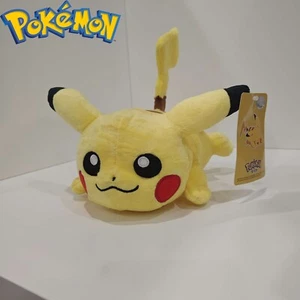 Peluche Pokémon Pikachu genuino de 25 cm Centro Pokémon Shanghai - Imagen 1 de 2