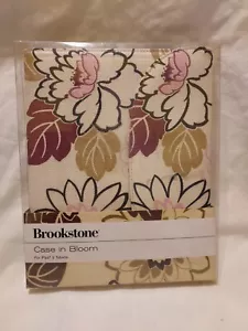 BROOKSTONE CASE IN BLOOM FOR IPAD 2 TABLETS - Picture 1 of 7
