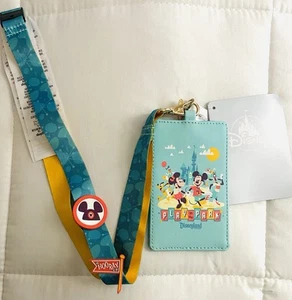 Portacordón/ID Disney Parks Mickey & Friends Play in the Park Disneyland Nuevo con Etiquetas - Imagen 1 de 6