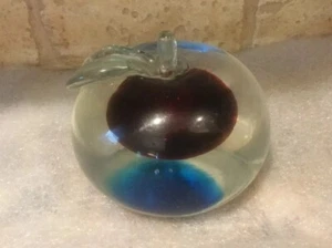 Vintage Murano Sommerso Glass Apple Paperweight - Picture 1 of 7