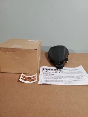 Rumble concepts integrated turn signal tail light Yamaha R6 06-07 SMK TR675733 - Image 1 of 4