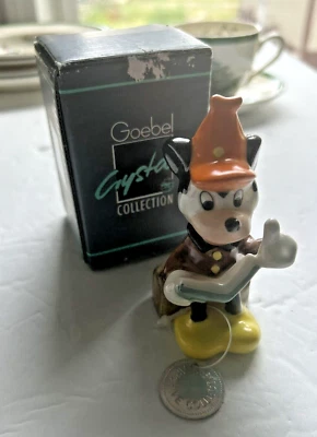 RARO! Personaje Disney de colección, libro de lectura Mickey Mouse Hunter, Goebel Alemania Foto 1 de 4