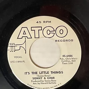 Sonny & Cher 7" DJ Promo 45 Plastic Man / It's the Little Things ATCO 1967 Pop - Foto 1 di 4