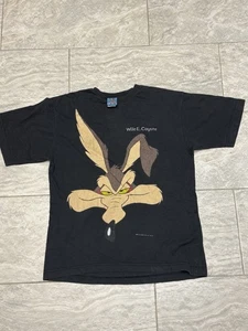 Vintage Wile E Coyote T-Shirt 1995 Warner Brothers Size Large Looney Tunes - Picture 1 of 8