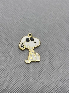 Vintage 1958 UFS Snoopy Charm Smalto Tono Oro Occhiali da Indossare - Foto 1 di 3