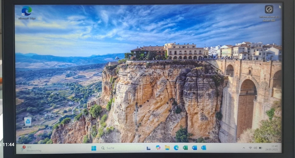 HP ProBook 645 G1 14" HD AMD A8-5550M 8GB 128GB SSD Windows 11 MS-Office Pro - Bild 1 von 4