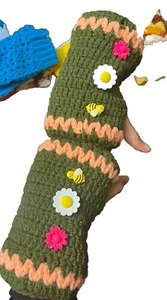 Hand Made/Crochet Hand Warmers - Picture 1 of 3