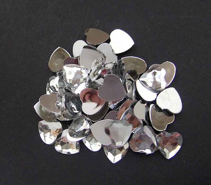 30pz CABOCHON cuore  inacrilico  12x12x4mm colore trasparente - Immagine 1 di 1