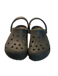 Crocs Unisex Women's Size 7 And Men's Size 5 Classic Black Clogs NWOT - Picture 1 of 5