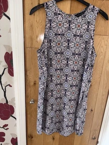 Fab Ladies Dorothy Perkins Lilac/Pink Mix Geo S'Less Longer Length Top, Size 12 - Picture 1 of 5