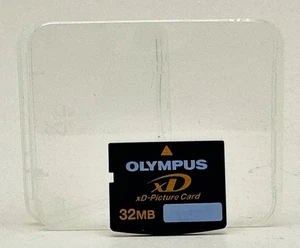 Olympus XD-Picture Memory Card XD 32MB w/case - Picture 1 of 2