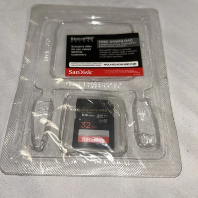 SanDisk Extreme 32GB SD Class 10 SDHC Memory Card - SDSDXXG-032G-GN4IN - Image 1 of 2