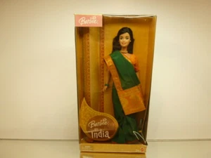 MATTEL 49143 BARBIE IN INDIA - INDIAN BEAUTY IN COLOURFUL SAREES - UNUSED IN BOX - Imagen 1 de 6