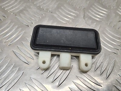 MERCEDES-BENZ S-CLASS W221 BOOTLID RELEASE HANDLE SWITCH A2218702410 #B7 - Image 1 of 4