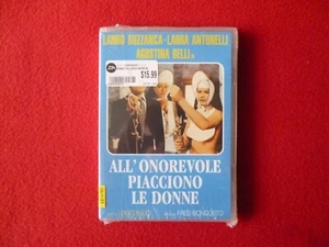 ALL' ONOREVOLE PIACCIONO LE DONNE (THE SENATOR LIKES WOMEN) DVD EXCELLENT. - Picture 1 of 2