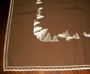 CHRISTMAS TABLECLOTH 29.5"X 29" TREE & HOME EMBROIDERED DESIGN - Picture 1 of 8