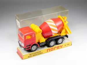 NOREV - 126 - Bétonnière Richier sur Mercedes LP 2223 - Rouge et Jaune En boite - Picture 1 of 11