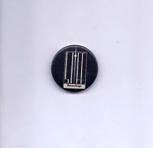 "Stiff Recordings" dischi rigidi 1979? Pinback promozionale vintage rock & roll - Foto 1 di 3