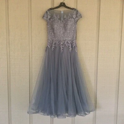 La Femme тюль линия вечернее платье размер 8 цветочный кружева аппликации в дымчатый синий - Изображение 1 из 4