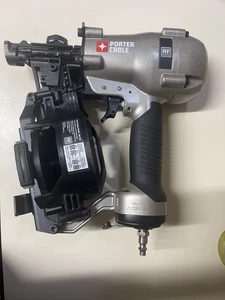 Chiodatrice pneumatica per tetti Porter-Cable RN175C a bobina 15 gradi ottima - Foto 1 di 5