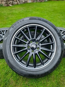 4x Winter Reifen/Räder mit Felgen gebraucht 225/55/R17 Zoll für MINI geeignet - Bild 1 von 3