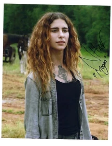 Nadia Hilker - The Walking Dead signed Photo - Bild 1 von 1