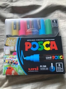 UNI POSCA PC-5m Art/Graffiti Paint Markers 8 Pack 1.8-2.5mm Basic Colors - Picture 1 of 1