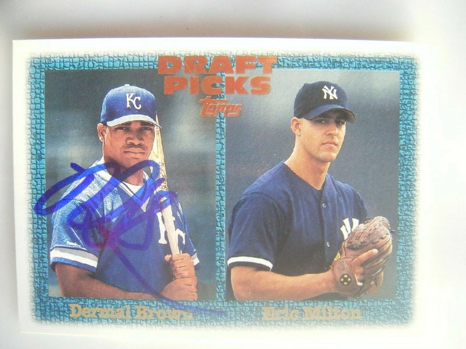 DERMAL DEE BROWN signed ROYALS 1997 Topps baseball card AUTO A's NEWBURGH NY 272 - Image 1 of 1