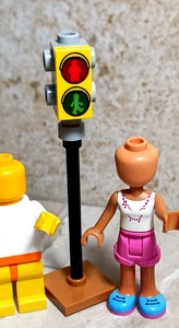 New LEGO Street Sign Crosswalk Don't Walk  Printed Green Red Stop Go Road City - Picture 1 of 1