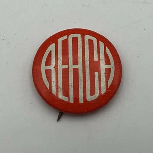 Vintage REACH 1970's 7/8" Button Pin Pinback Q8 - Picture 1 of 12