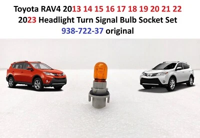 Toyota RAV4 2013-2023 Headlight Turn Signal Bulb Socket Set 938-722-37 original - Image 1 of 4