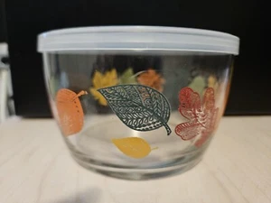 Glass Storage Container With Lid Beautiful Fall Leaves Leaf Snack Snacky Size - Picture 1 of 4